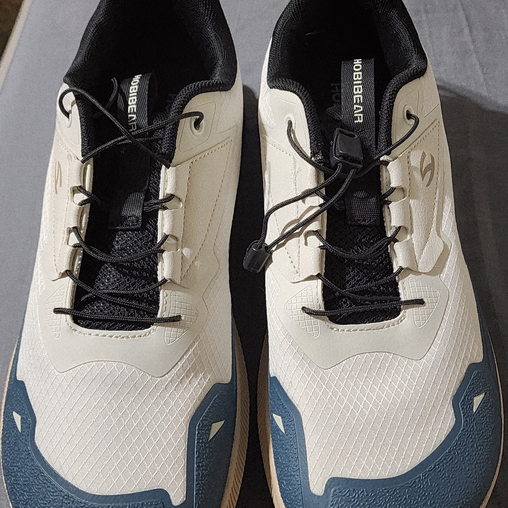 Hobibear Men's Cream and Navy Lightweight Trail Sneakers